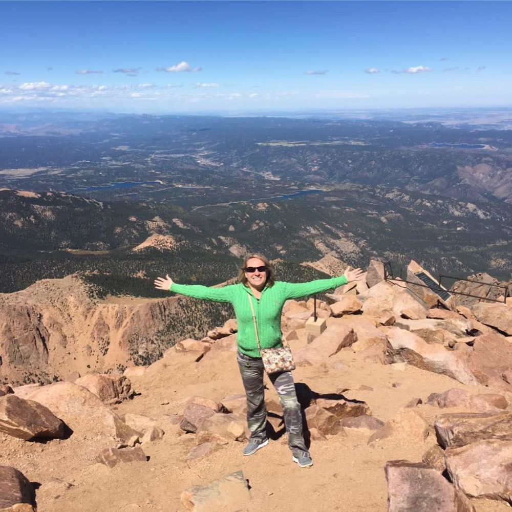 Meet your Posher, Nadia